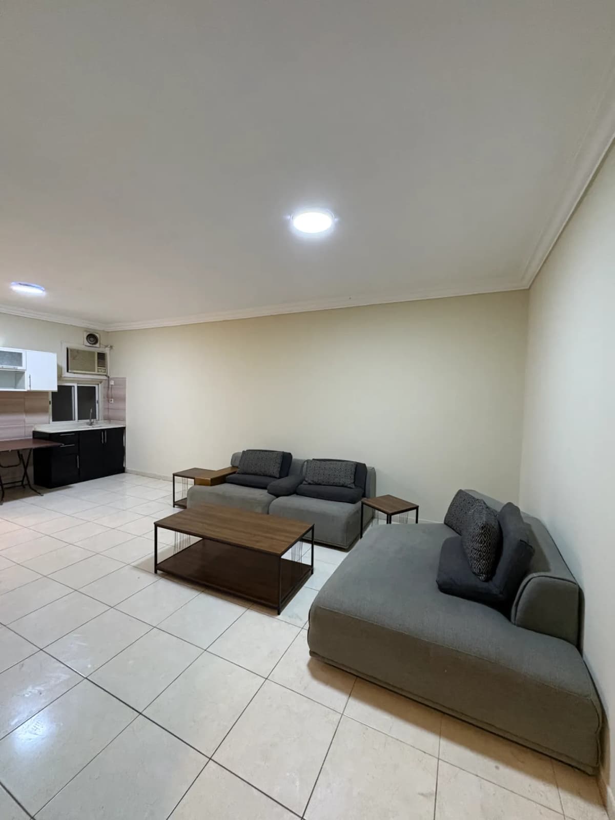 Comfortable Semi-Furnished 1BR Apartment – Janubiyah, Al Khobar | 1,500 SAR | Property ID 55