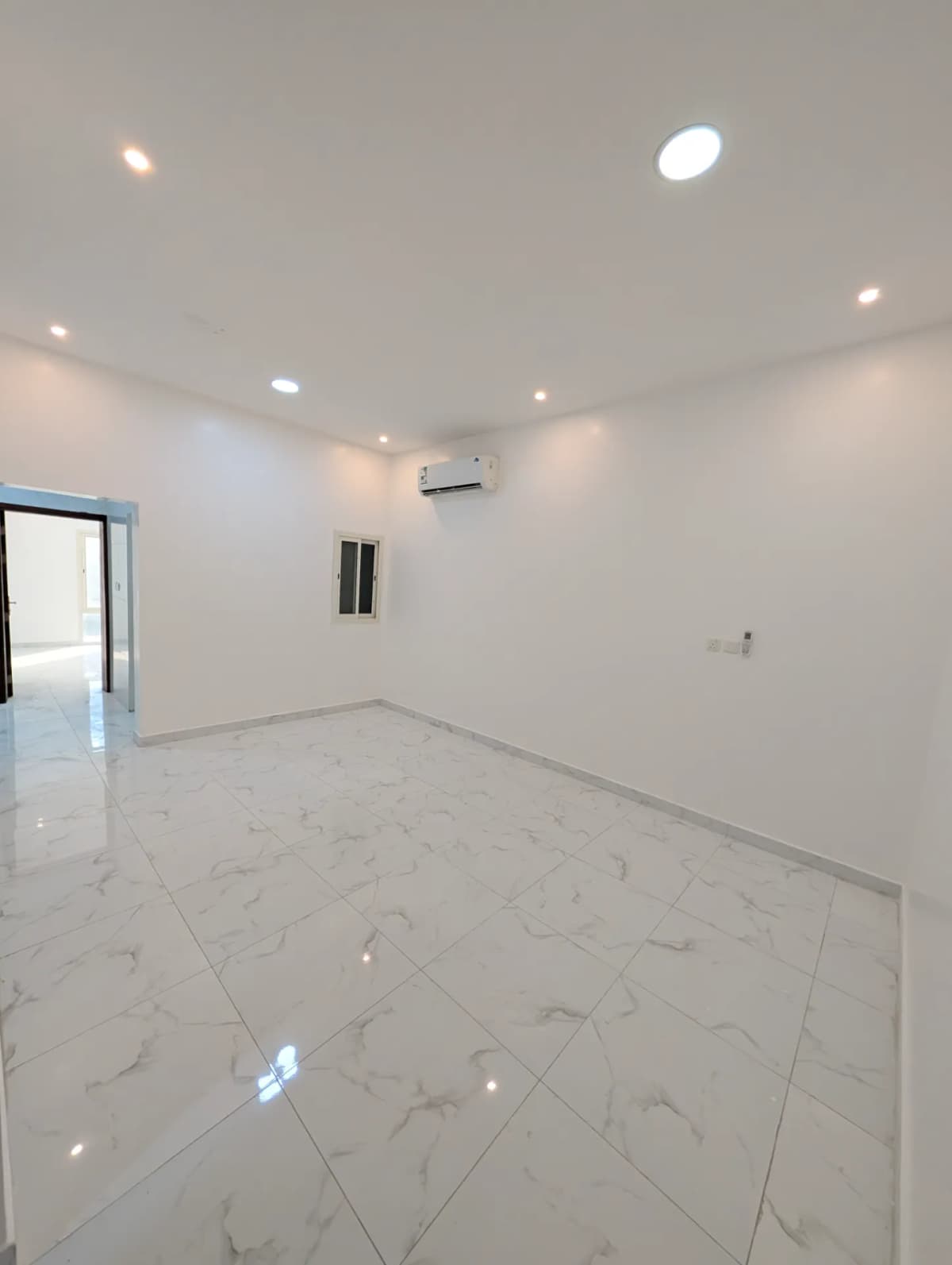 Affordable 2BR Apartment with 3 Split ACs β Janubiyah, Al Khobar | 23,000 SAR/Year | Property ID 111