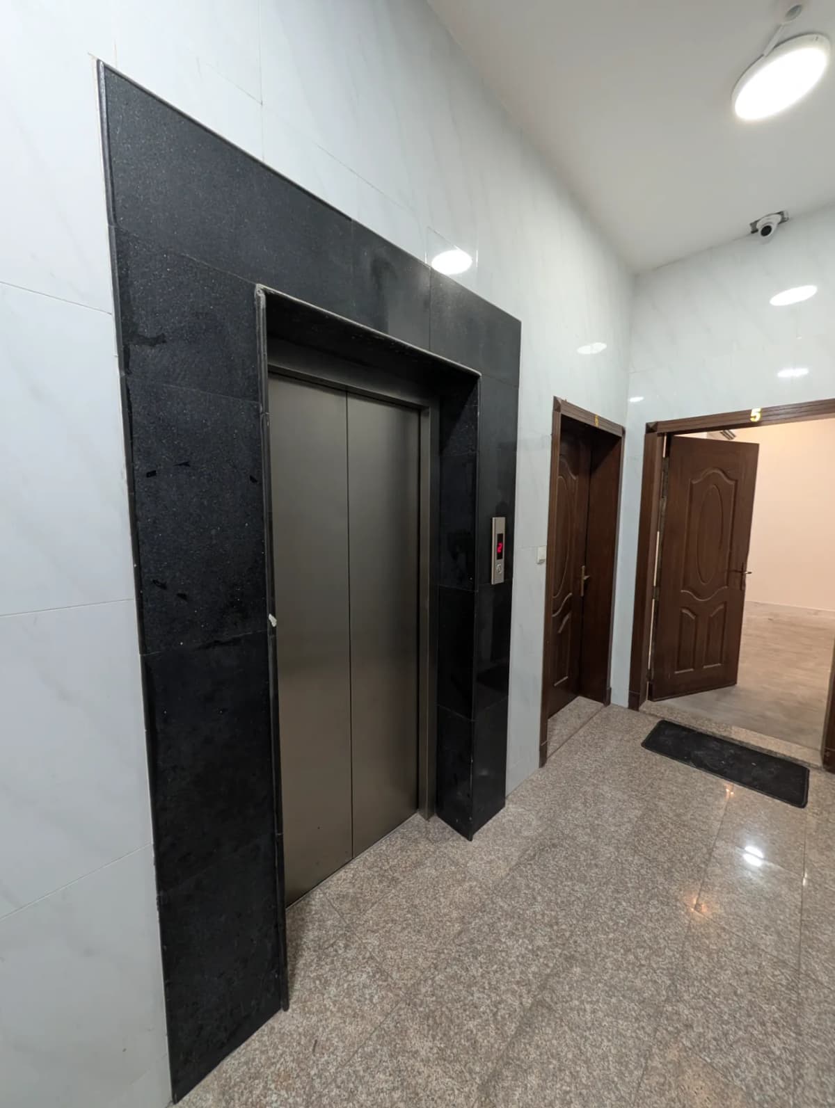 Affordable 2BR Apartment with 3 Split ACs β Janubiyah, Al Khobar | 23,000 SAR/Year | Property ID 112