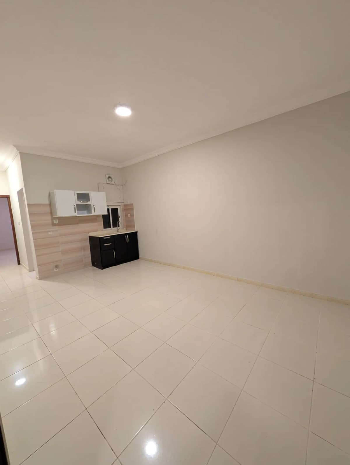 π‘ Affordable 1BR Apartment | Family Building | Elevator | First Floor | Internal | Madinat Al Umal β Al Khobar | 14,400 SAR/Year | Property ID 140