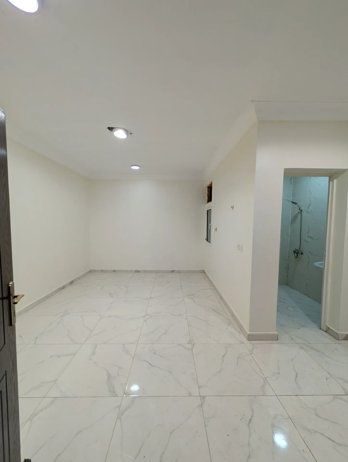 π‘ 3BR Apartment | Family Building | Elevator Available | Second Floor | External | Al-Thuqbah β Al Khobar | Monthly Rent: 1,833 SAR