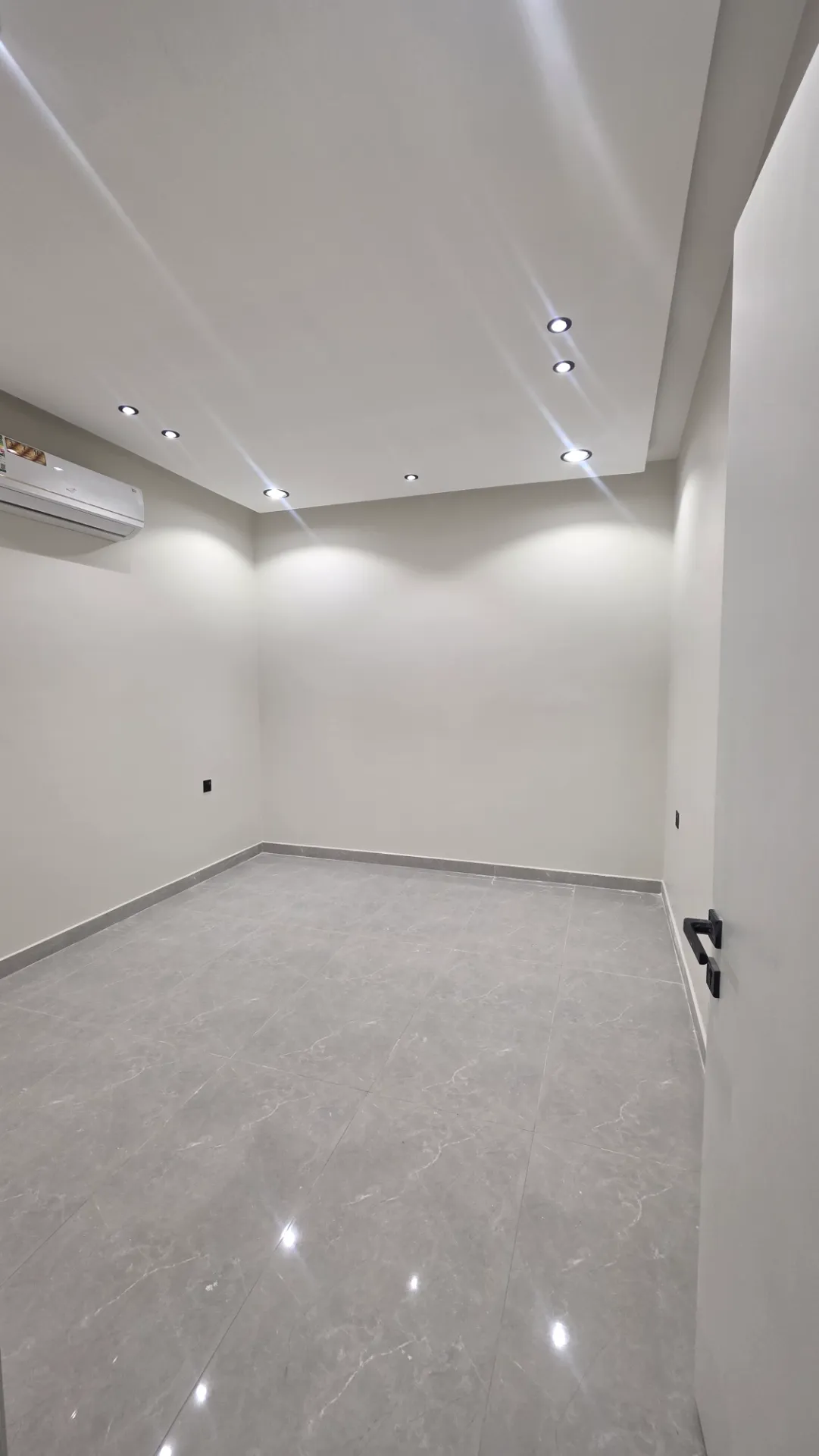 🏡 Brand-New 1-Bedroom Apartment | American Kitchen | 2 Split AC | Fourth Floor | Al Khobar